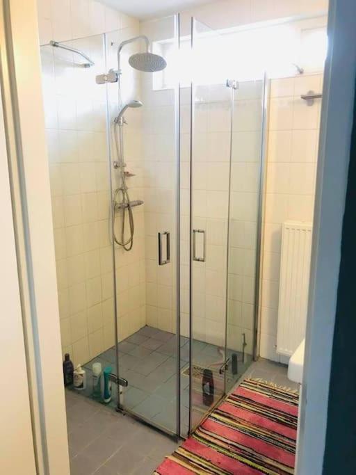Compleet Huis In Nijmegen Lägenhet Exteriör bild